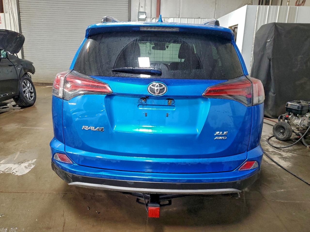 2018 TOYOTA RAV4 ADVENTURE photo 6