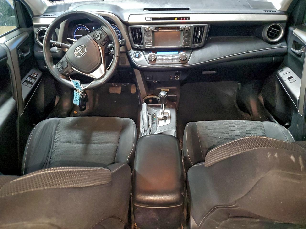 2018 TOYOTA RAV4 ADVENTURE photo 8