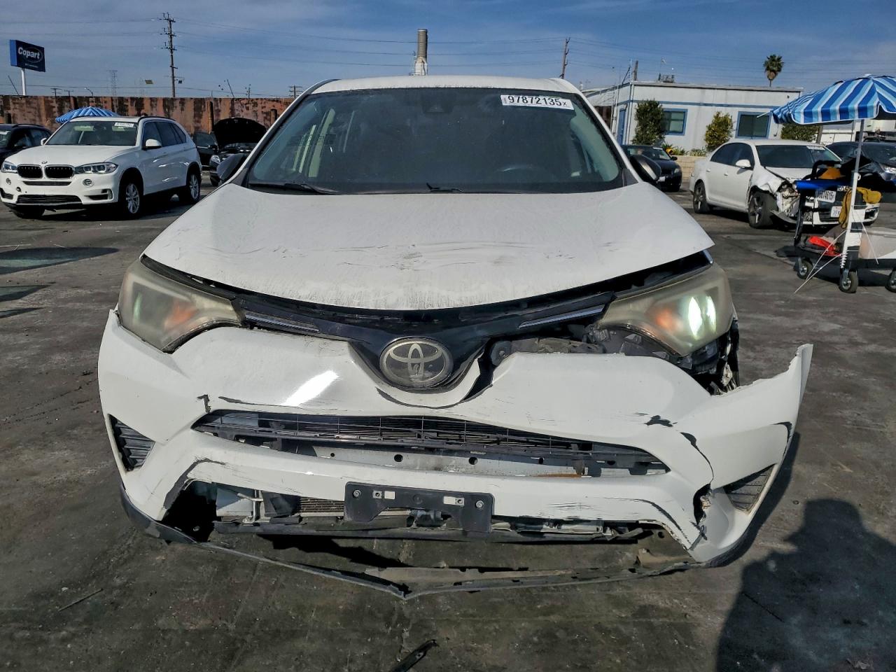2018 TOYOTA RAV4 LE photo 5