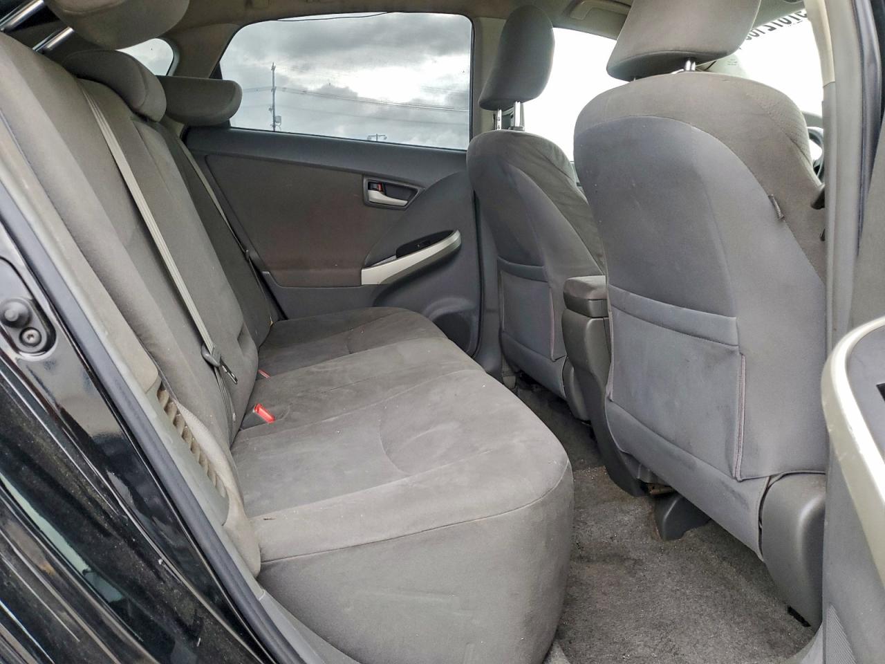 2010 TOYOTA PRIUS photo 10