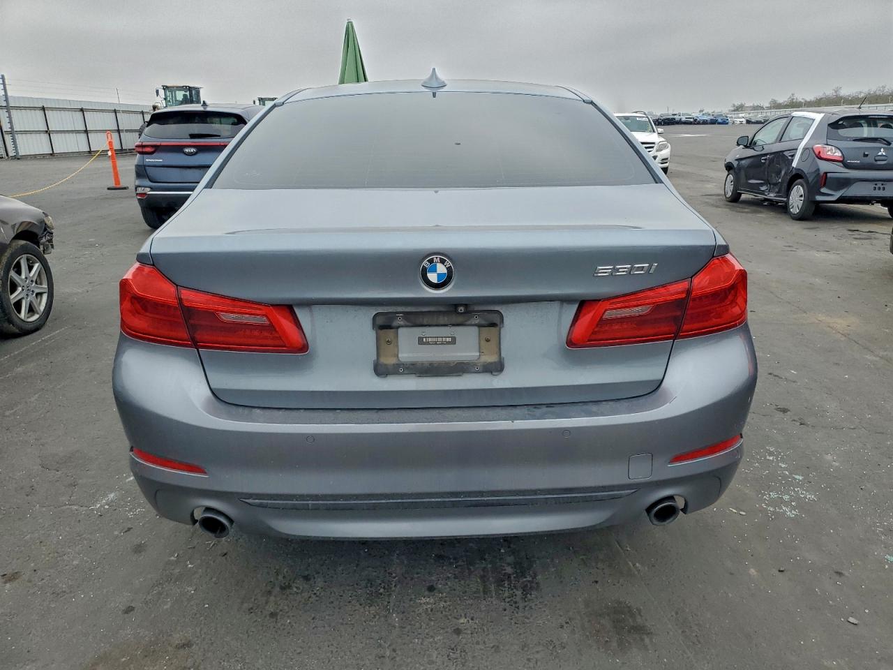2017 BMW 530 I photo 6