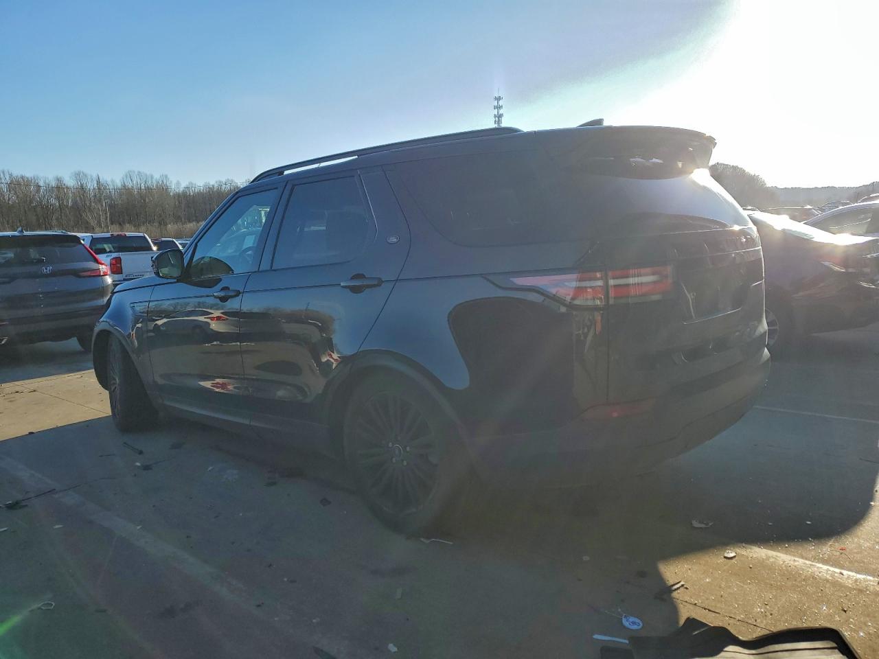 2019 LAND ROVER DISCOVERY HSE LUXURY photo 2