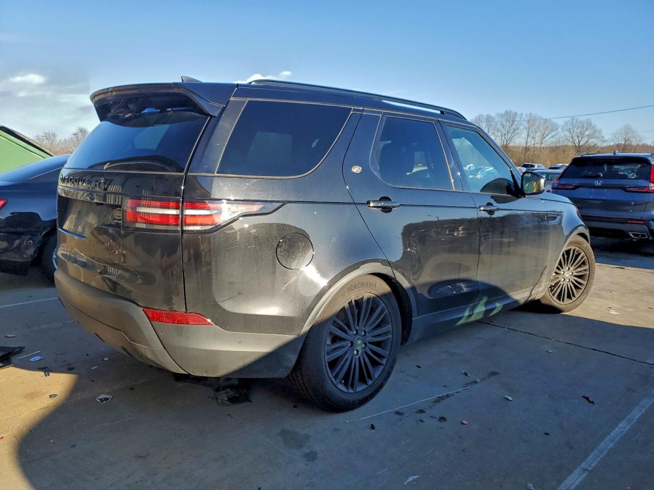 2019 LAND ROVER DISCOVERY HSE LUXURY photo 3