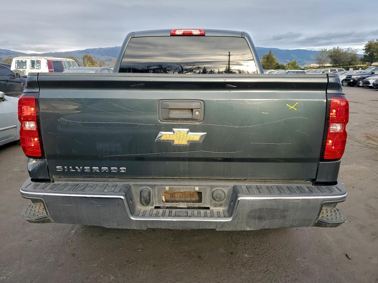 2017 CHEVROLET SILVERADO K1500 photo 6