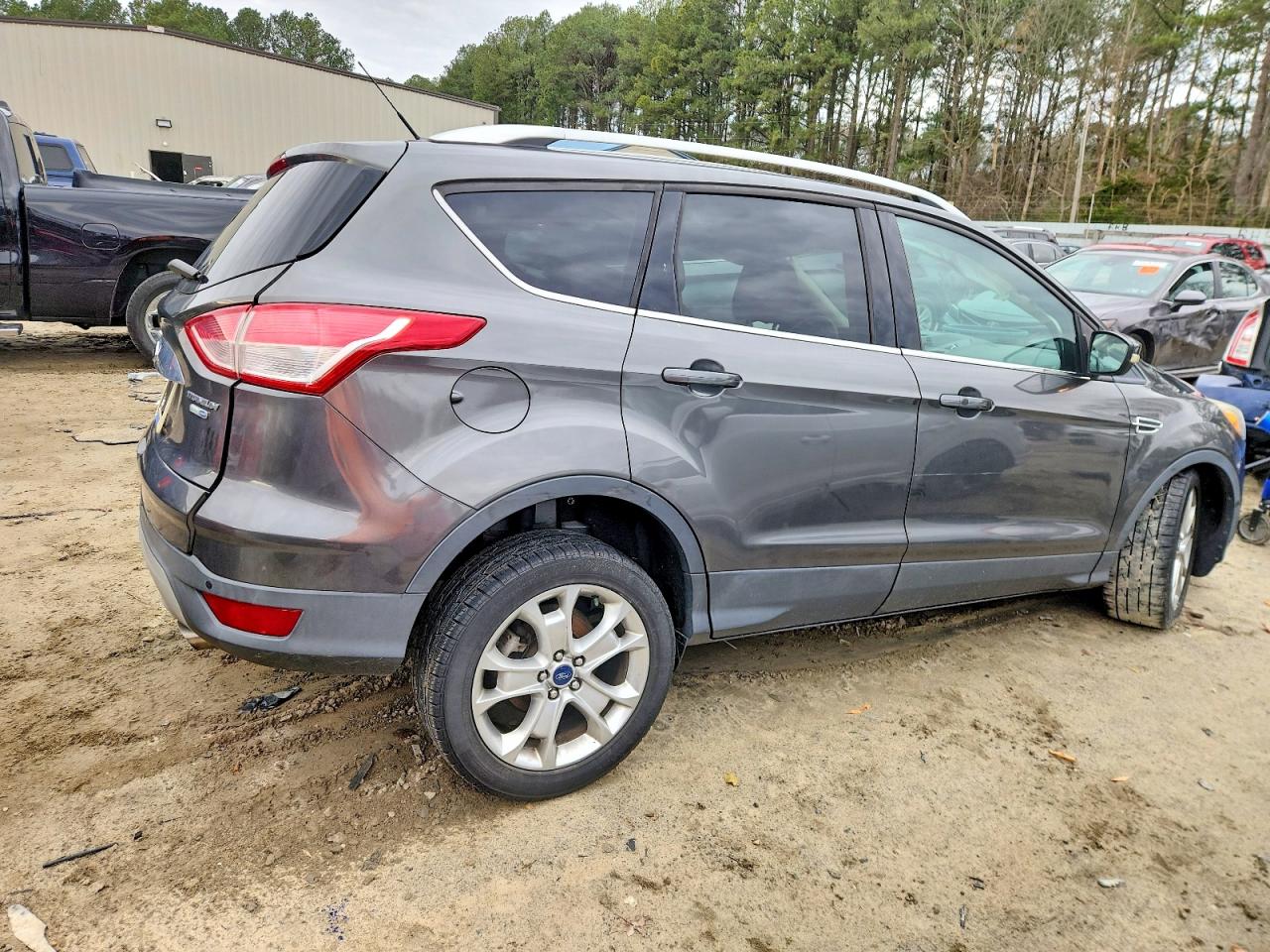 2016 FORD ESCAPE TITANIUM photo 3