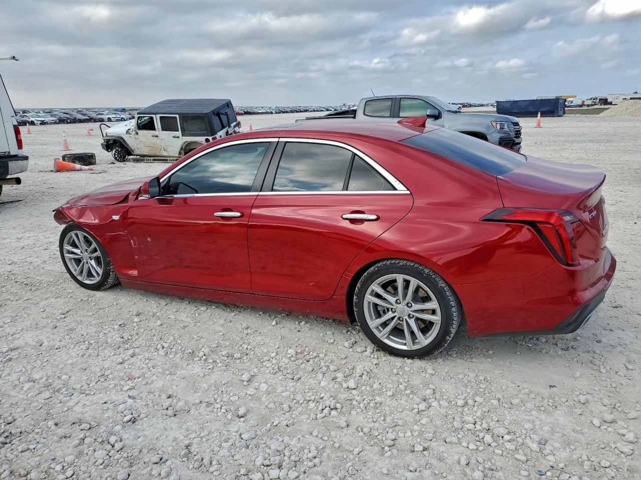 2024 CADILLAC CT4 LUXURY + photo 2