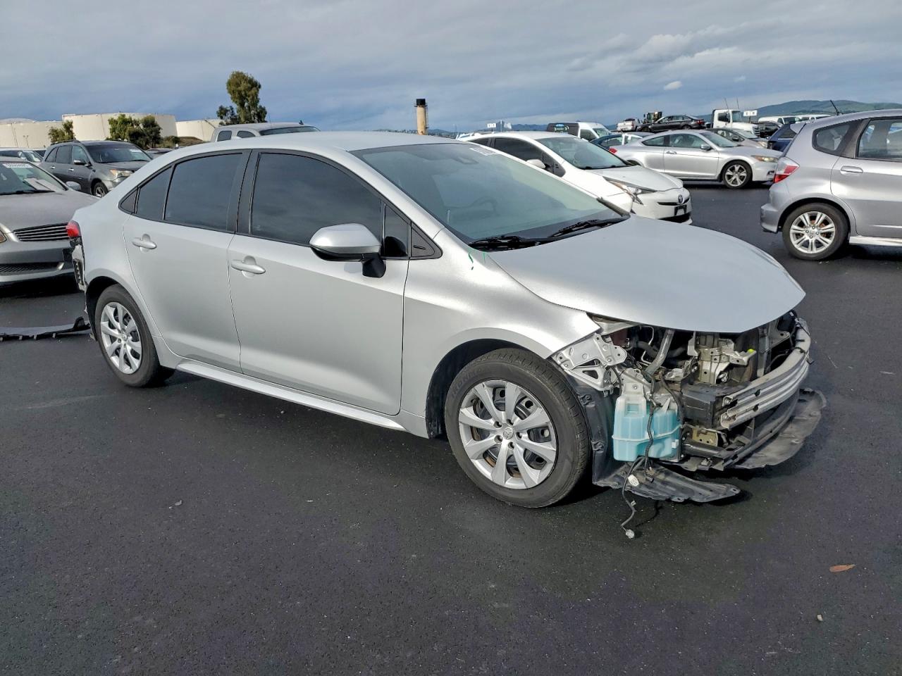 2021 TOYOTA COROLLA LE photo 4