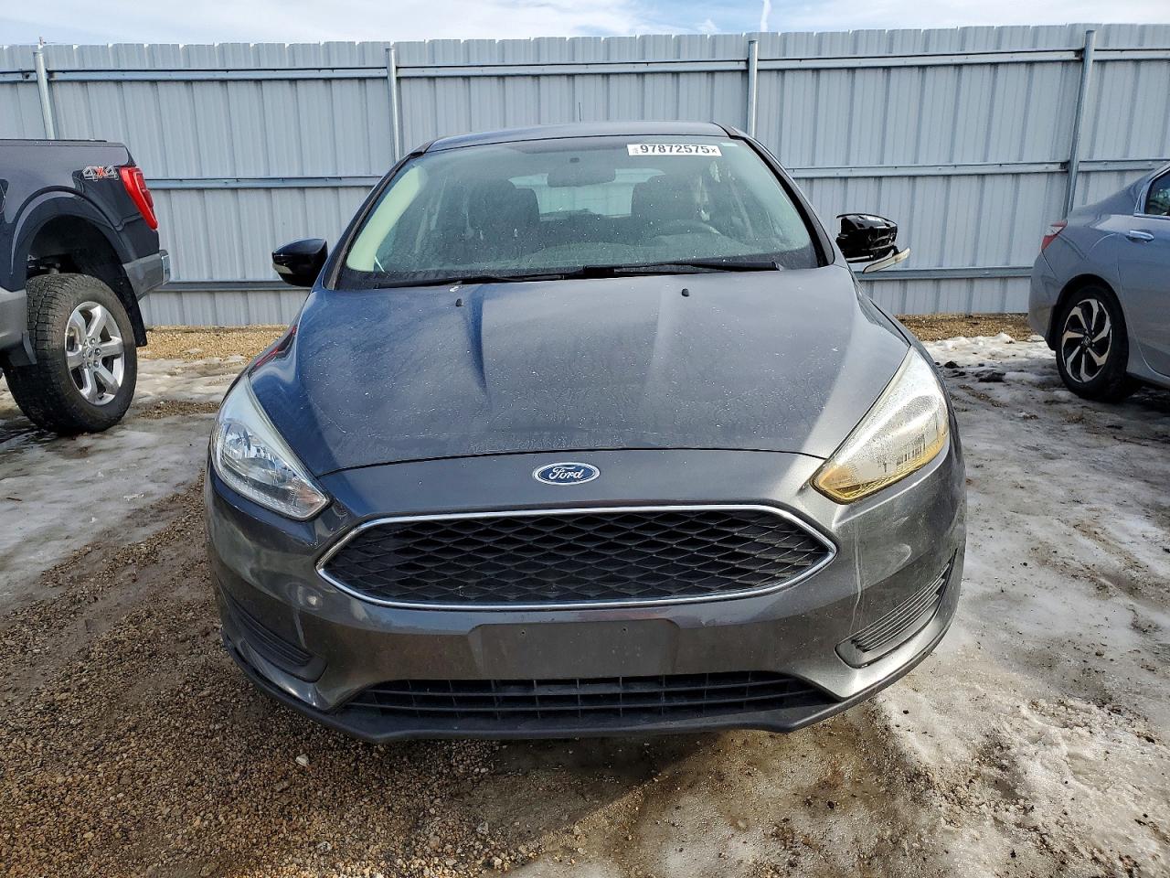2017 FORD FOCUS SE photo 5