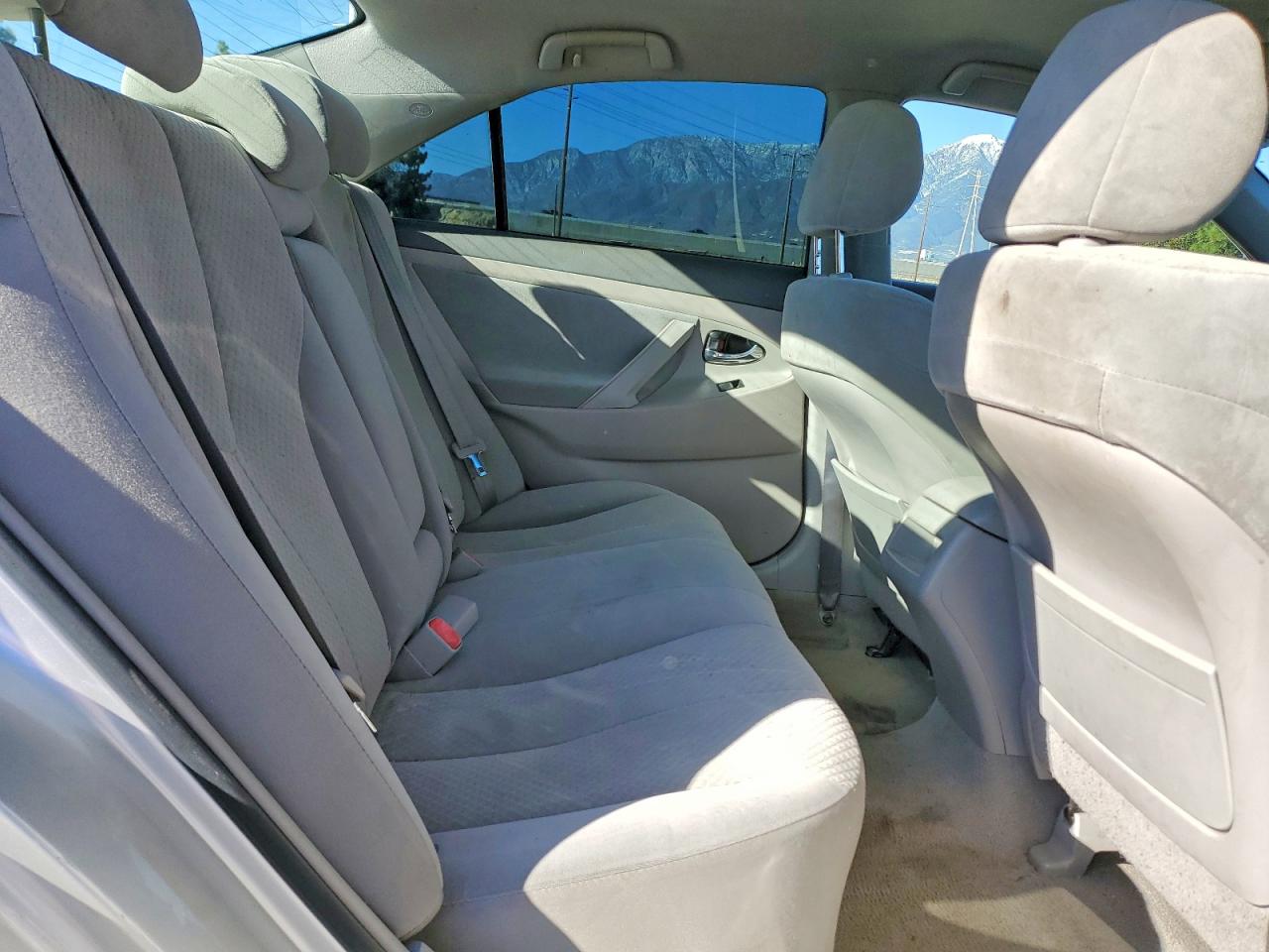 2009 TOYOTA CAMRY BASE photo 10