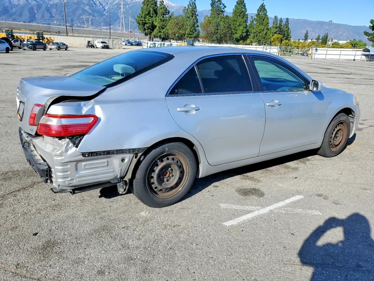2009 TOYOTA CAMRY BASE photo 3