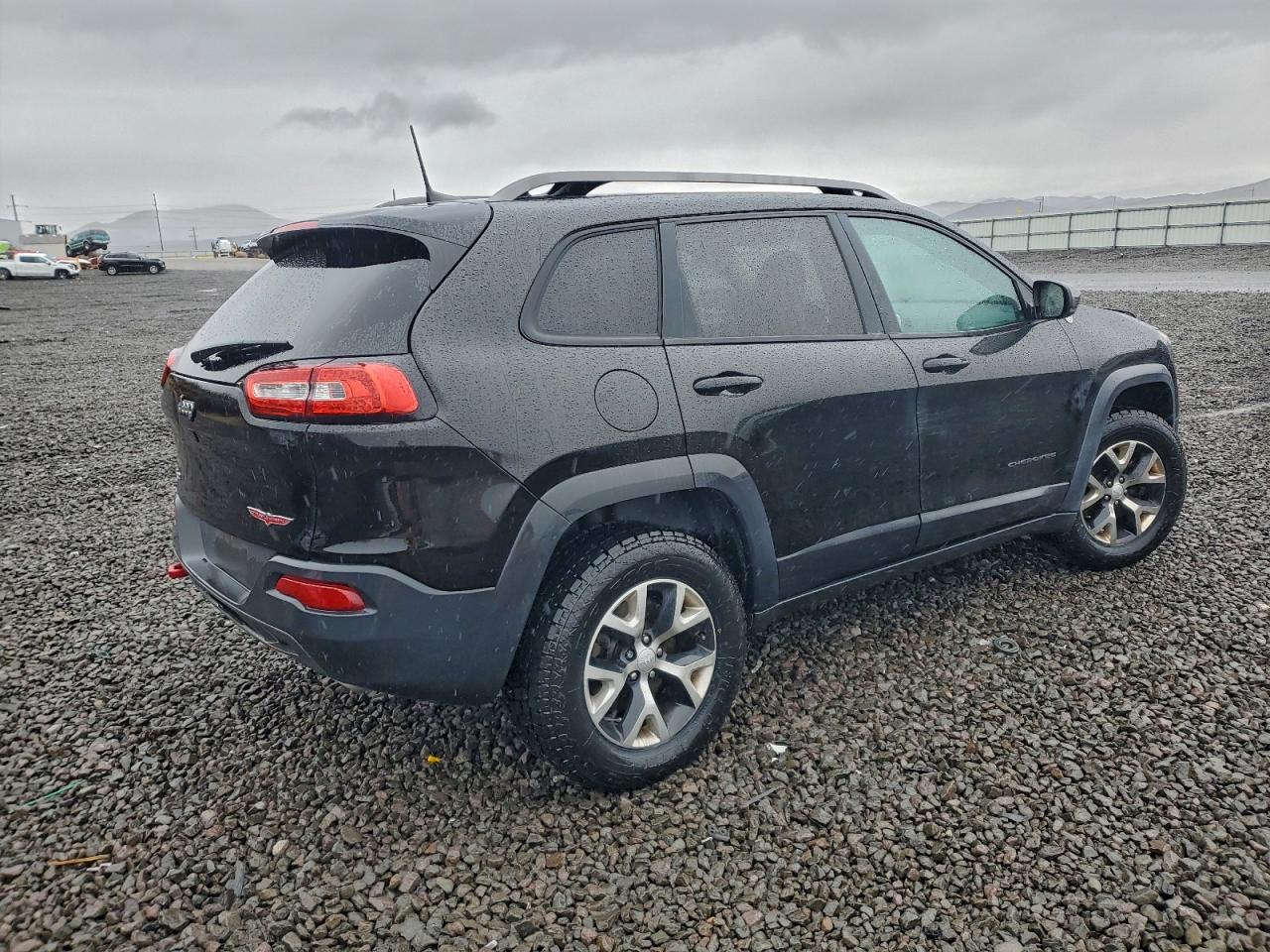 2017 JEEP CHEROKEE TRAILHAWK photo 3