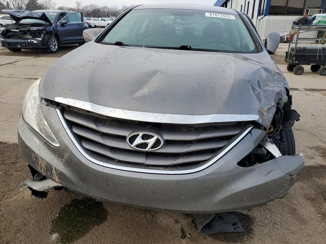 2013 HYUNDAI SONATA GLS photo 9