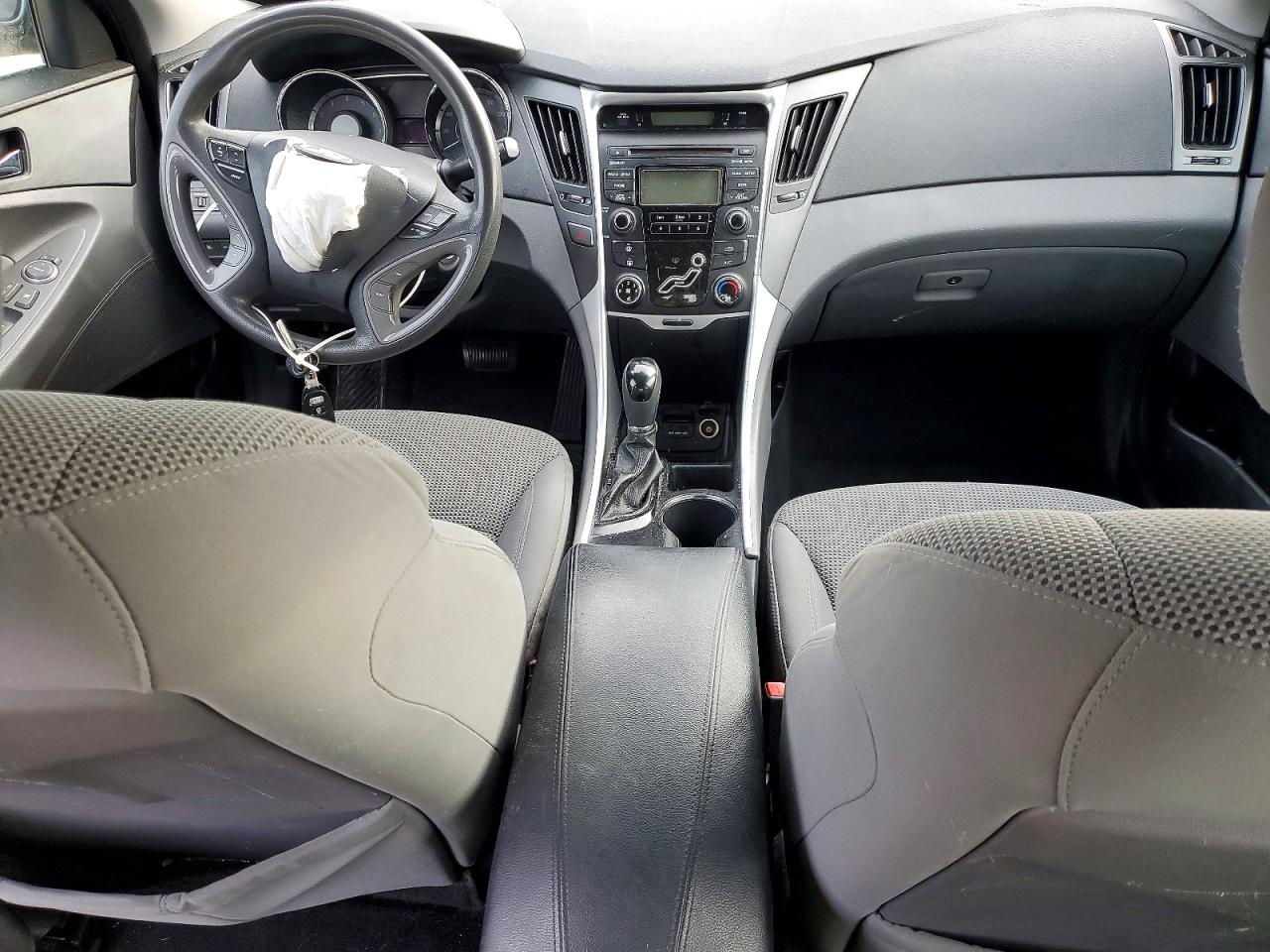 2013 HYUNDAI SONATA GLS photo 15