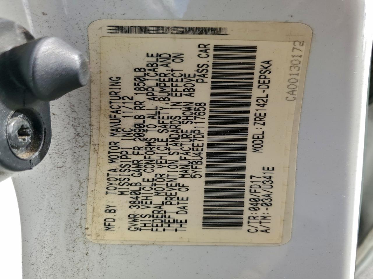 2013 TOYOTA COROLLA BASE photo 12
