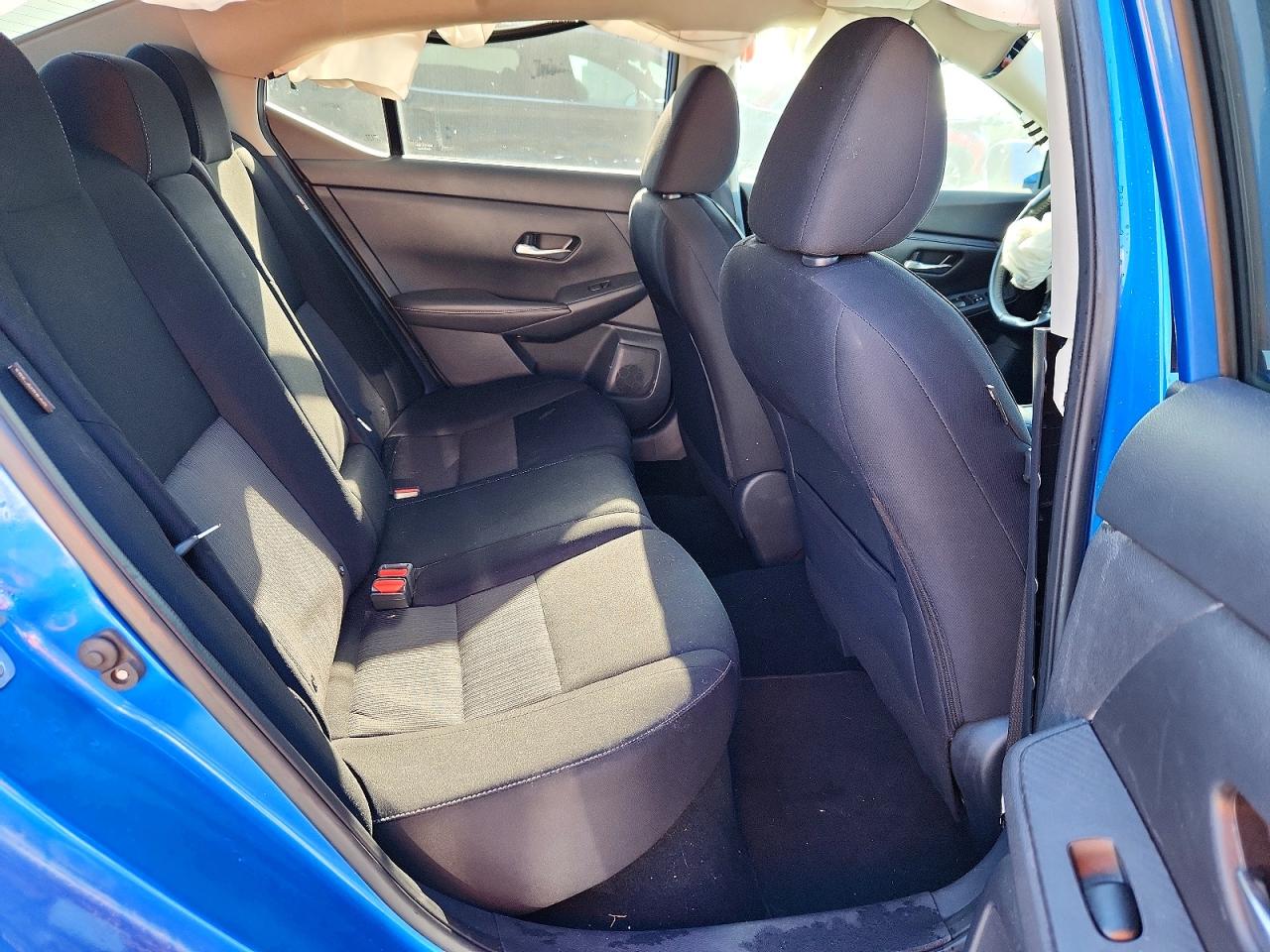 2022 NISSAN SENTRA SV photo 10