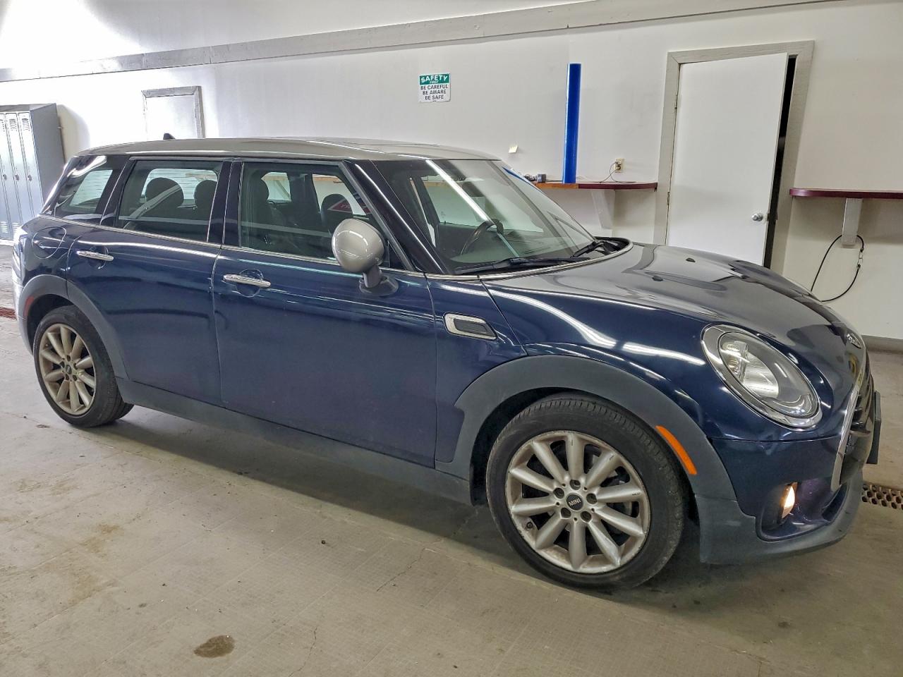 2016 MINI COOPER CLUBMAN photo 4