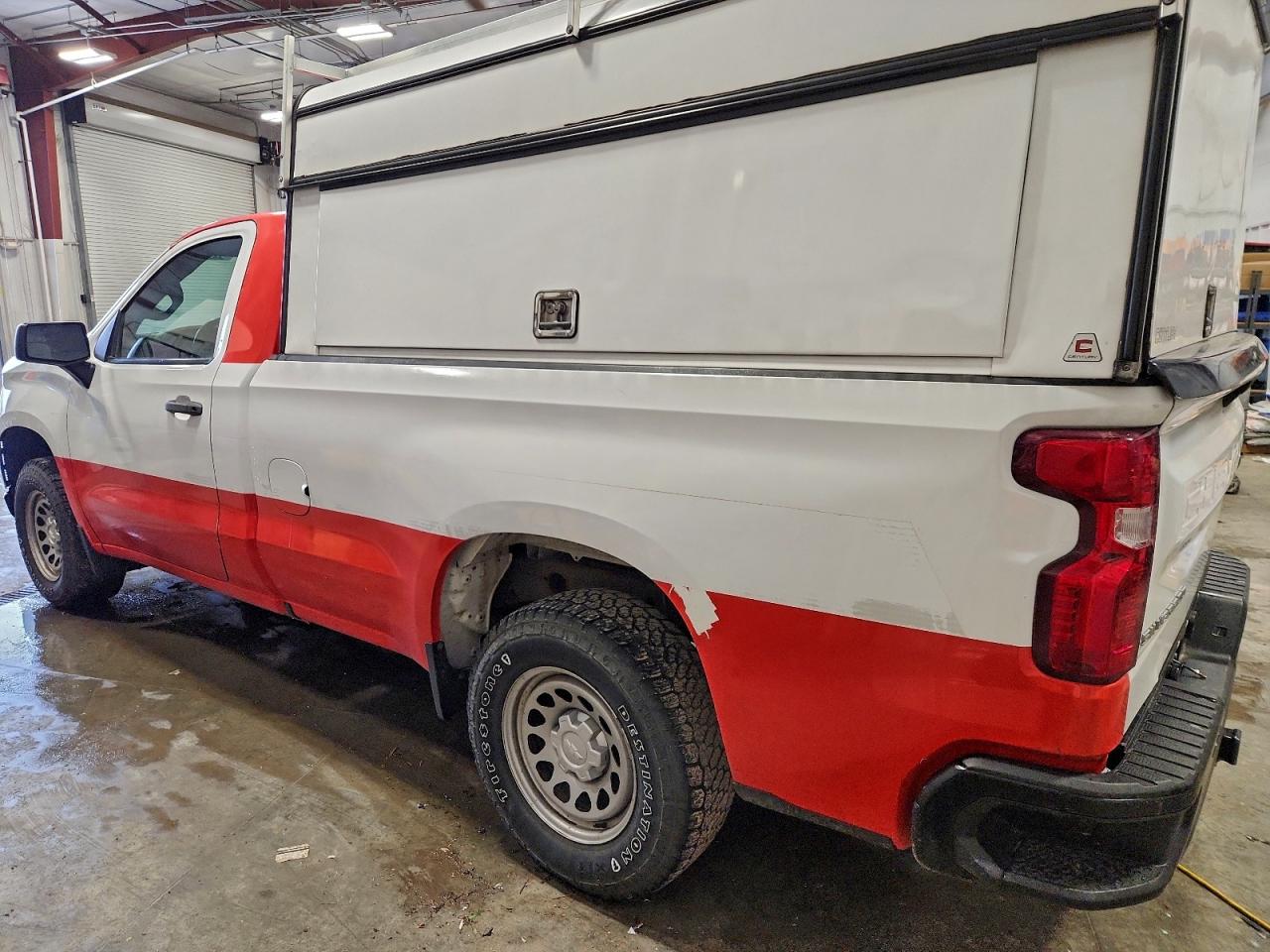 2019 CHEVROLET SILVERADO C1500 photo 2