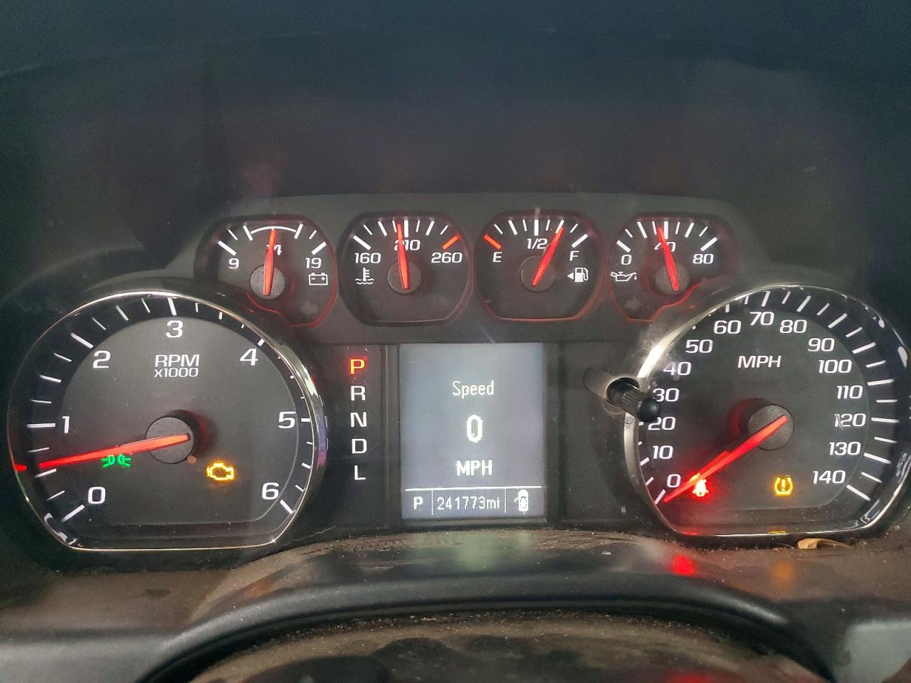 2018 CHEVROLET SILVERADO C1500 photo 9