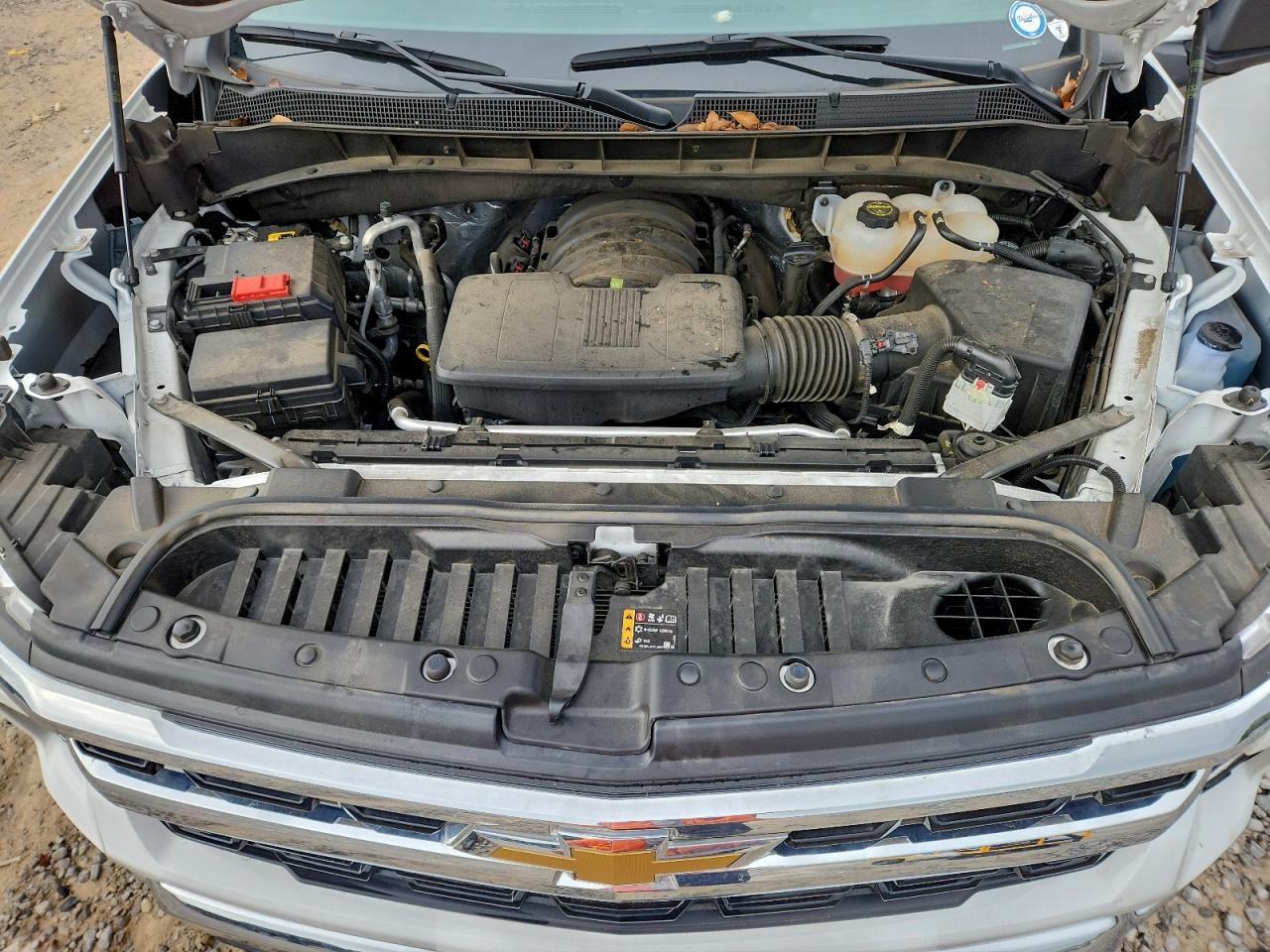 2024 CHEVROLET SILVERADO K1500 LT photo 11