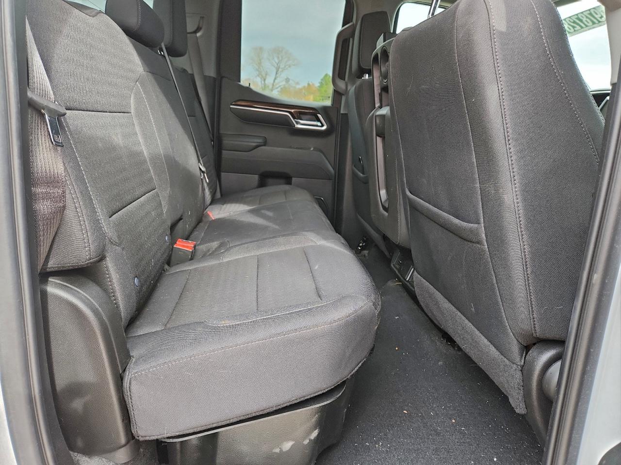 2024 CHEVROLET SILVERADO K1500 LT photo 10