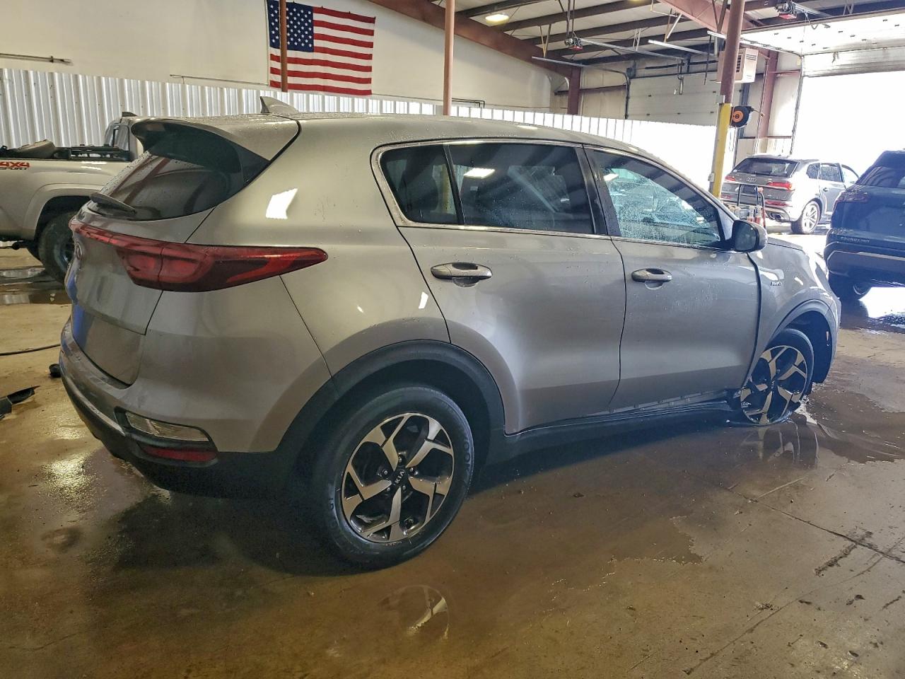 2021 KIA SPORTAGE LX photo 3
