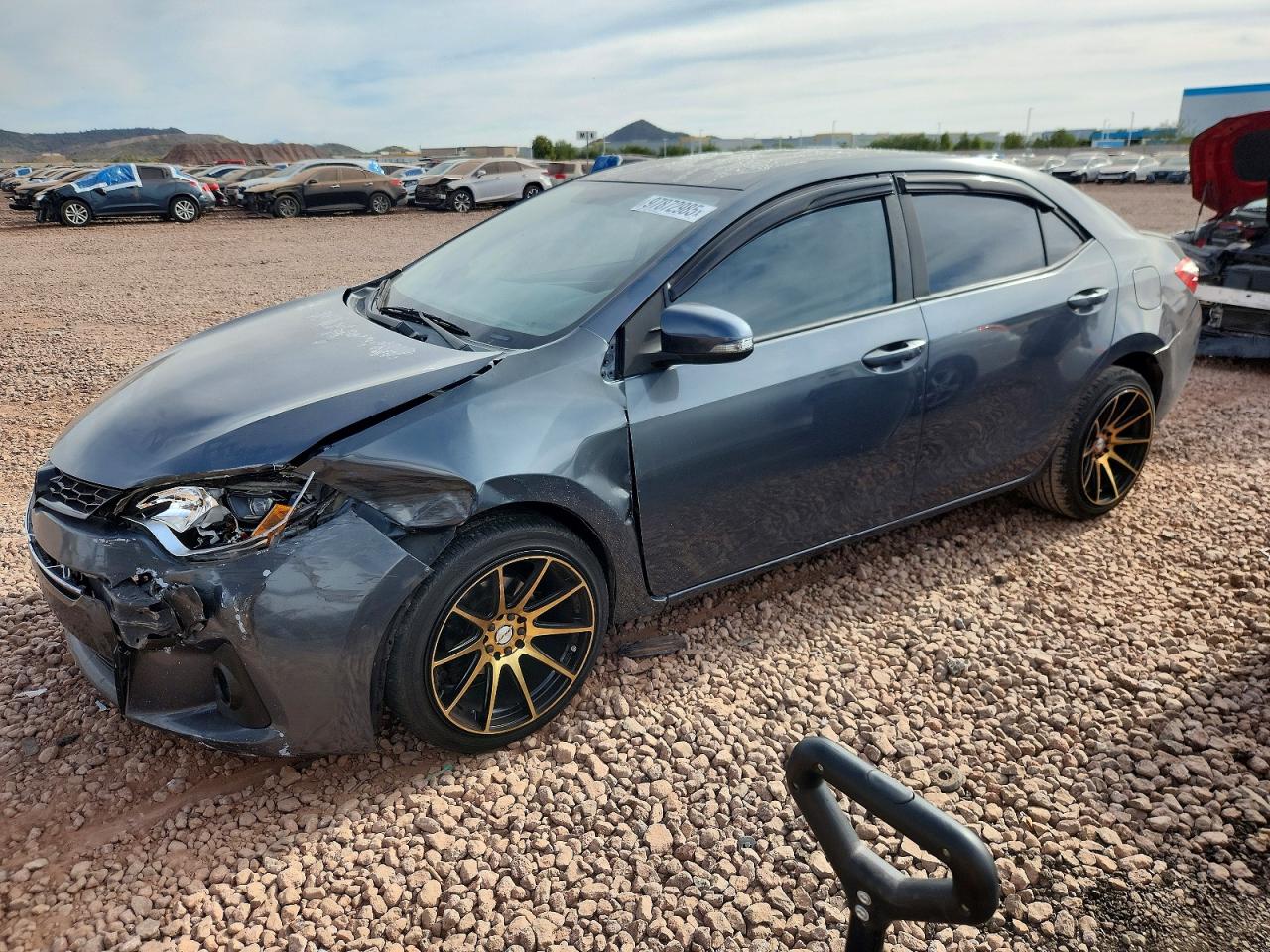 2015 TOYOTA COROLLA
