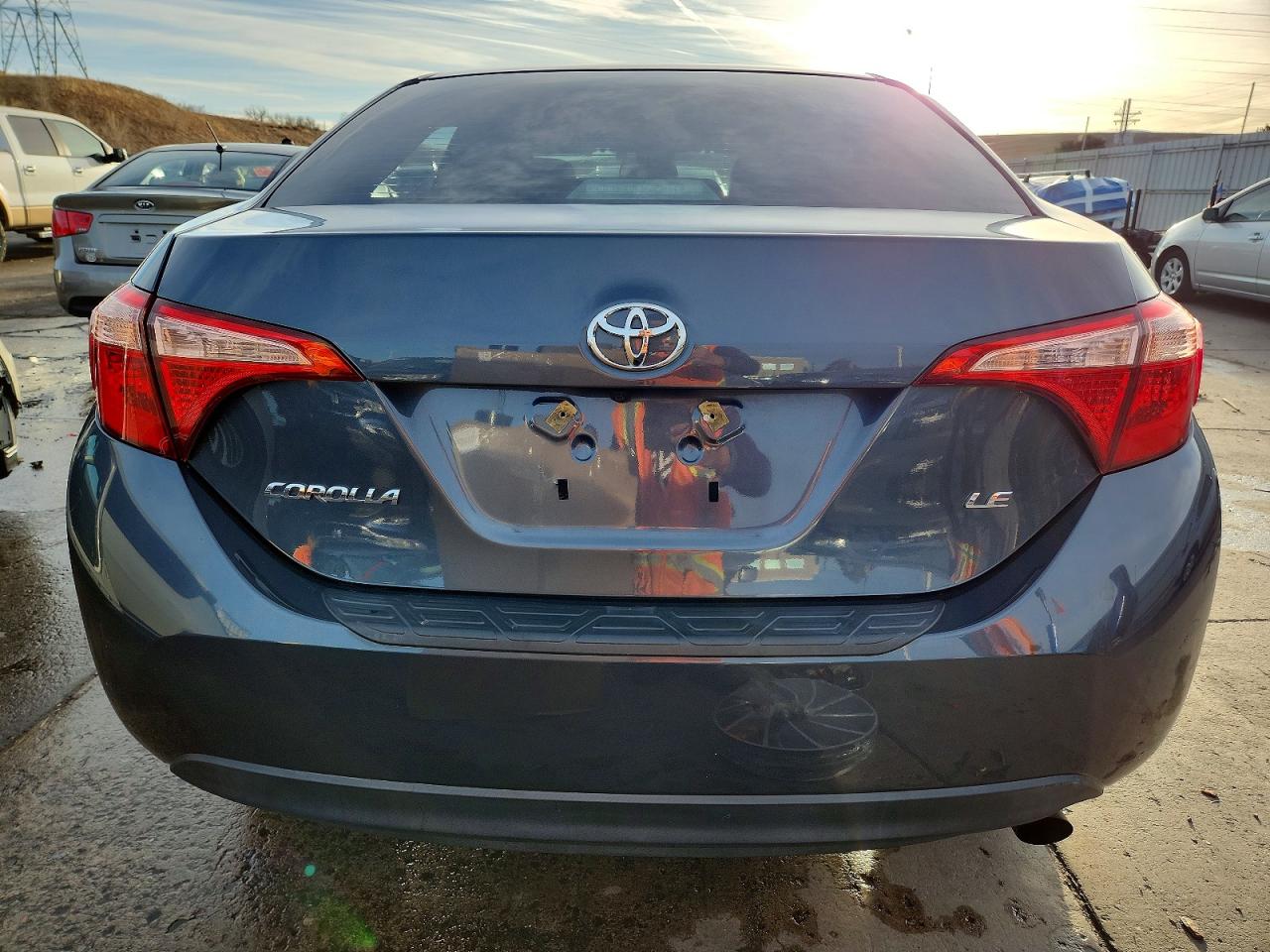 2019 TOYOTA COROLLA L photo 6