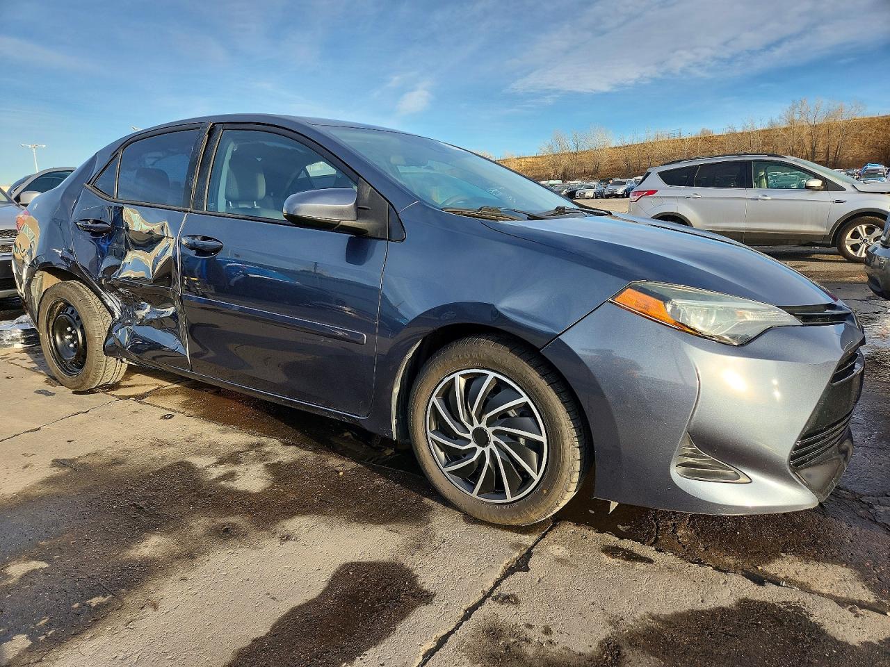 2019 TOYOTA COROLLA L photo 4