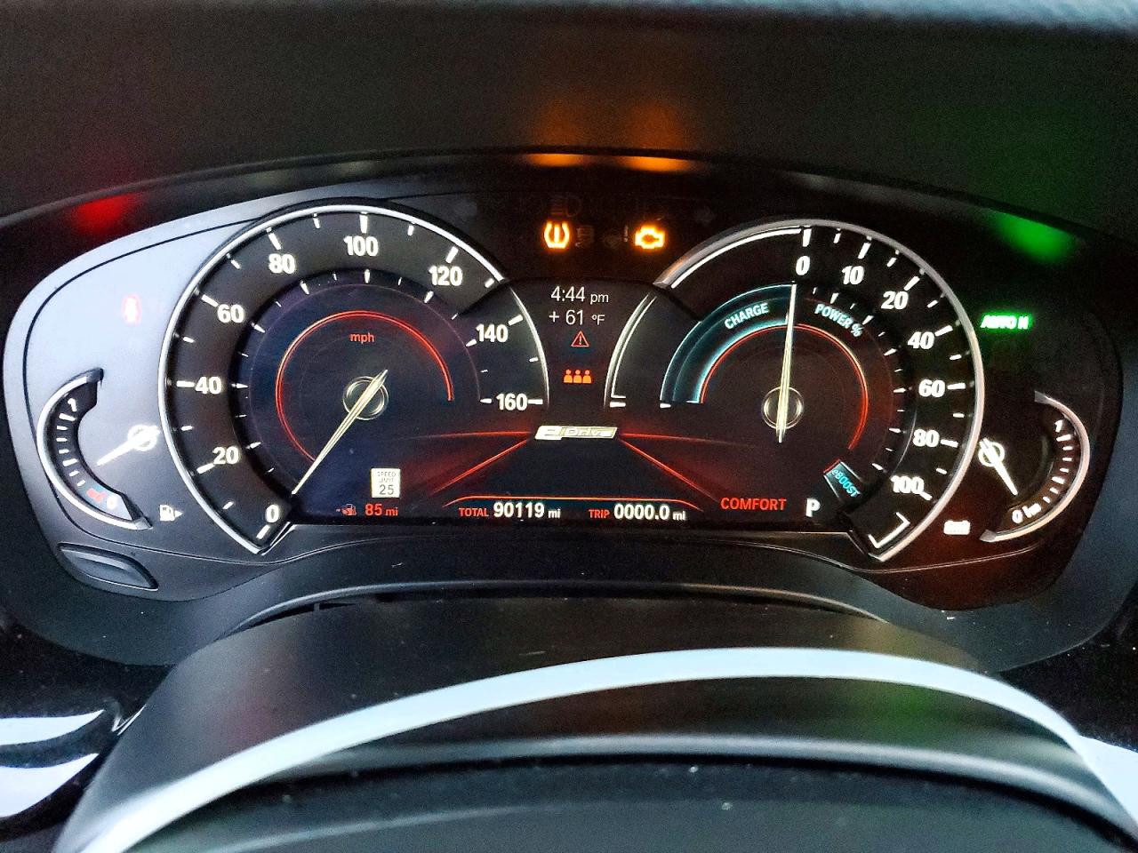 2019 BMW 530E photo 25