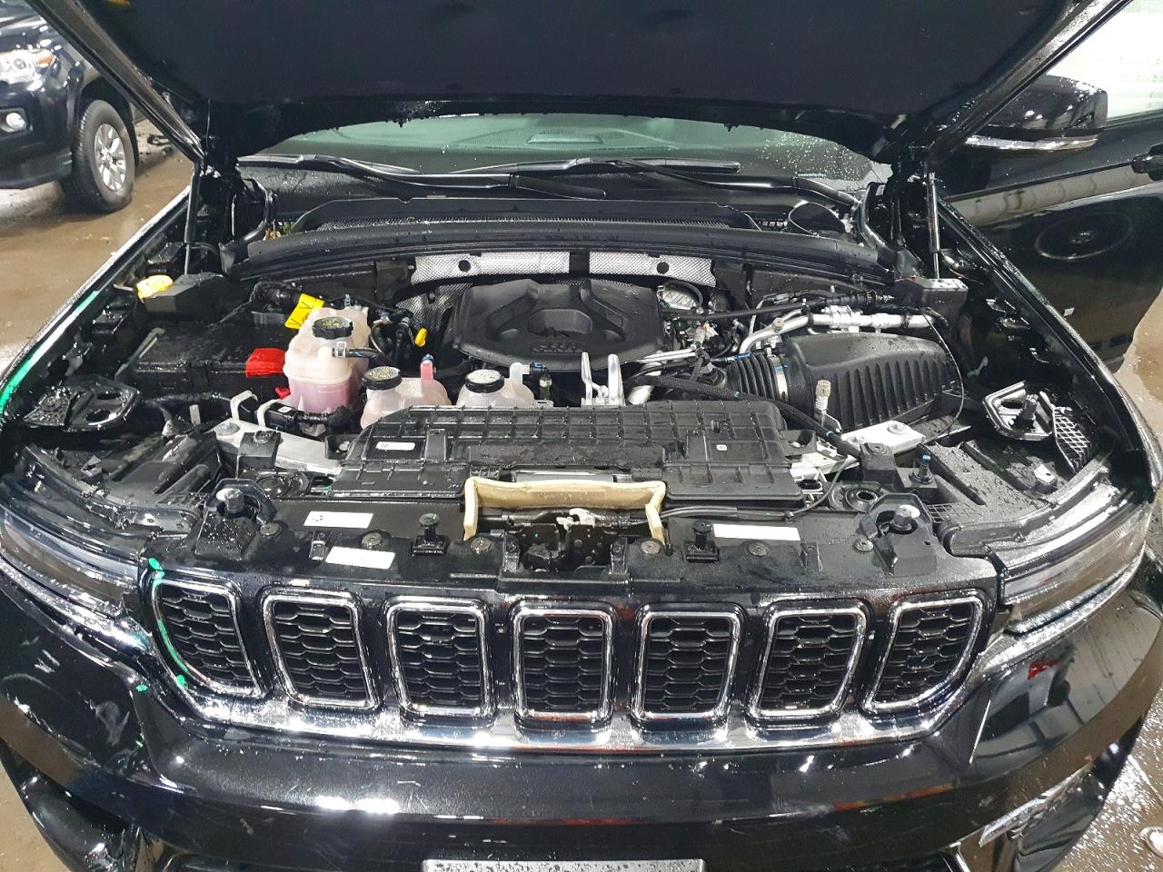 2024 JEEP GRAND CHEROKEE LIMITED 4XE photo 23