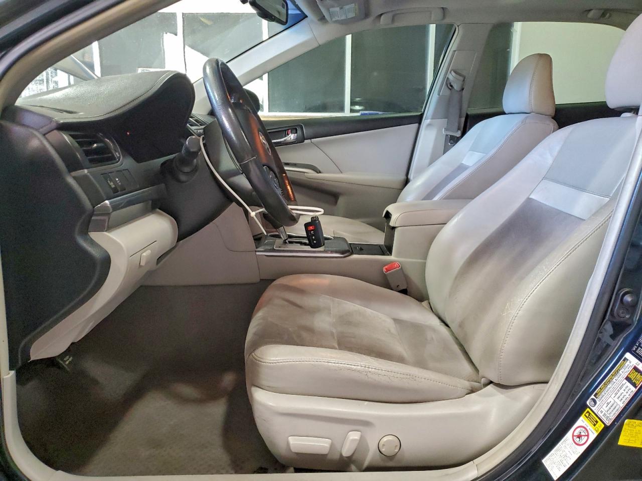 2012 TOYOTA CAMRY HYBRID photo 7