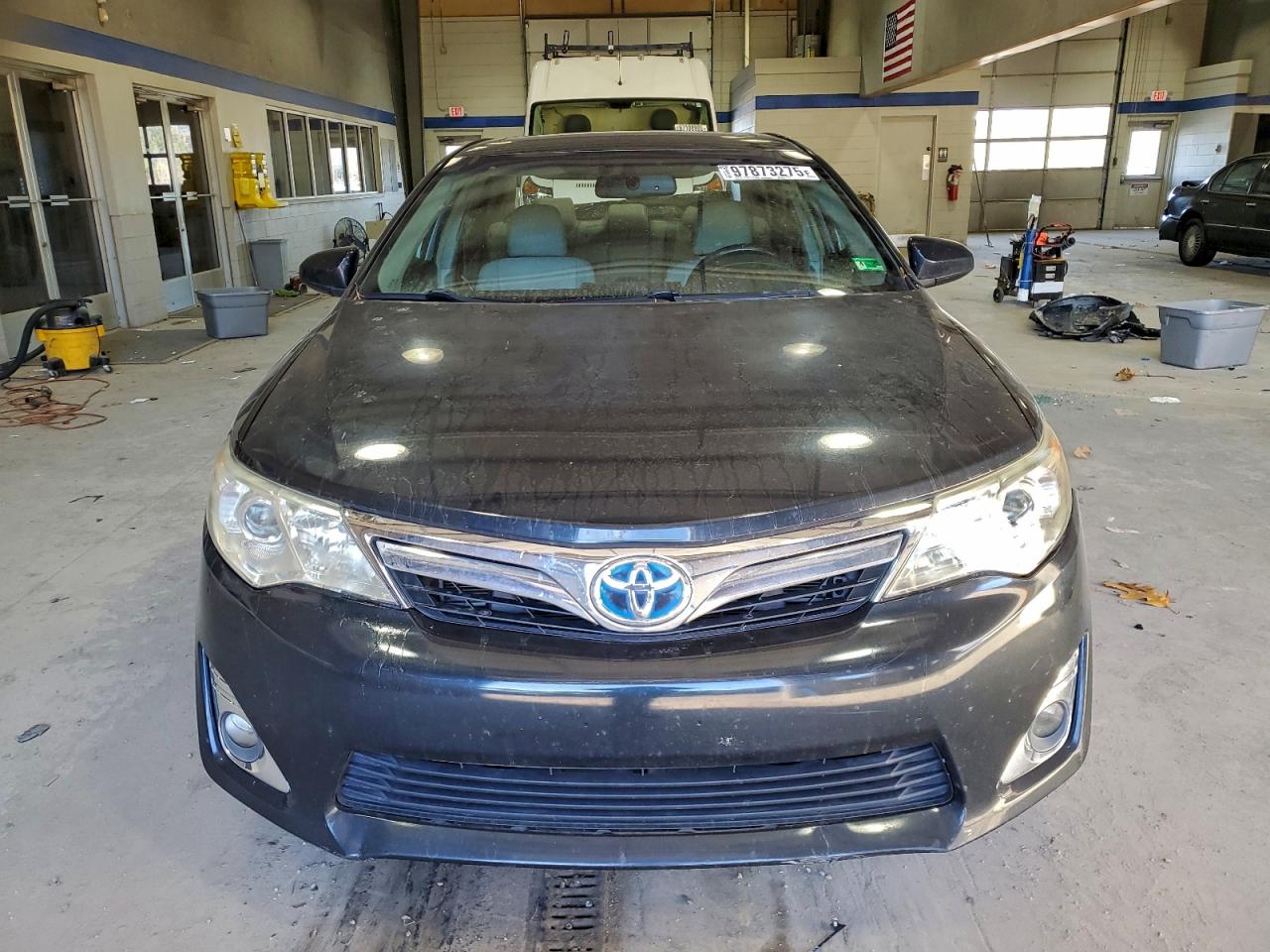 2012 TOYOTA CAMRY HYBRID photo 5