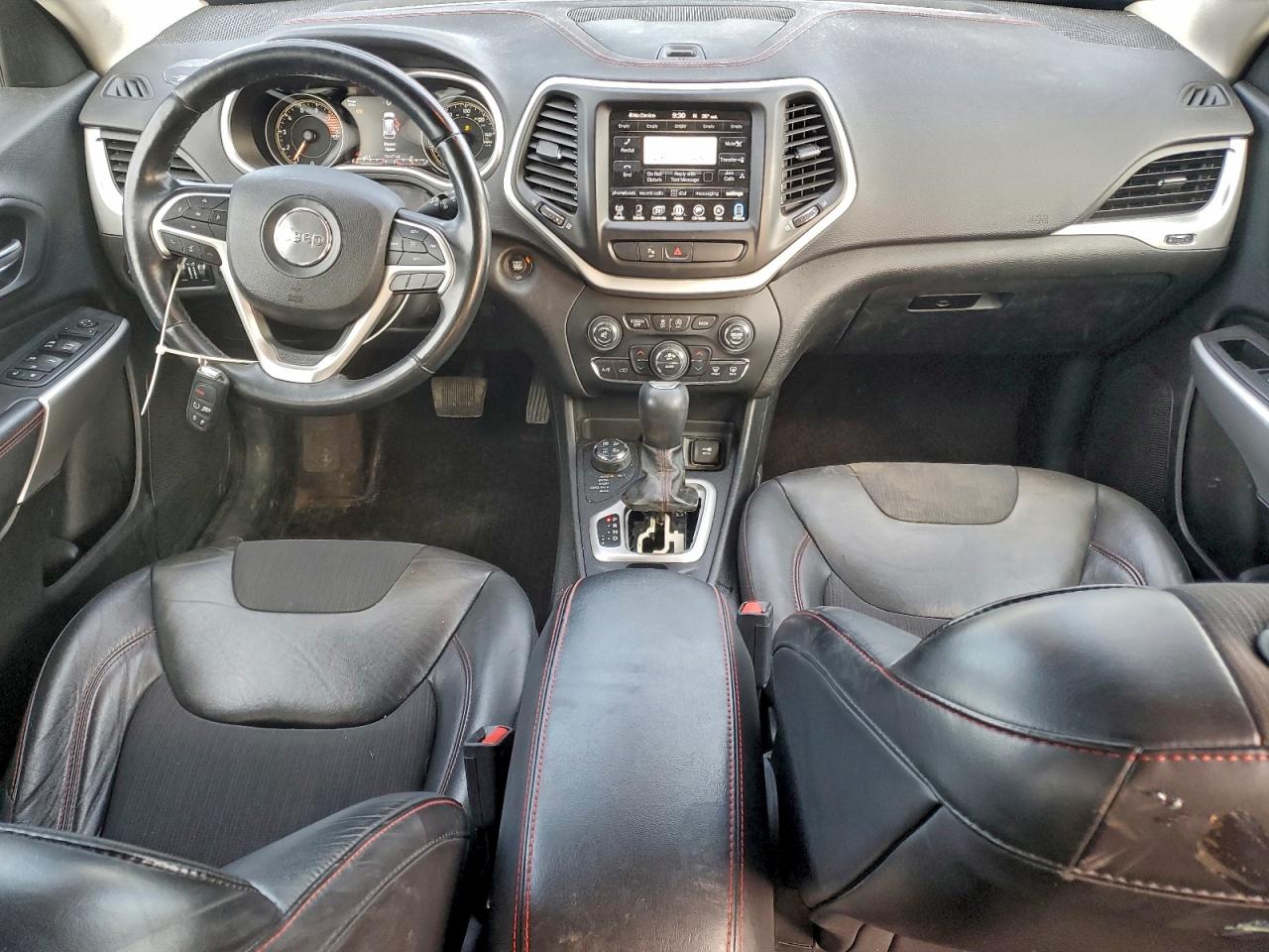 2018 JEEP CHEROKEE TRAILHAWK photo 8