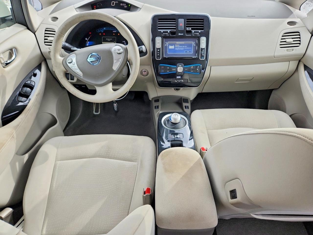 2012 NISSAN LEAF SV photo 8