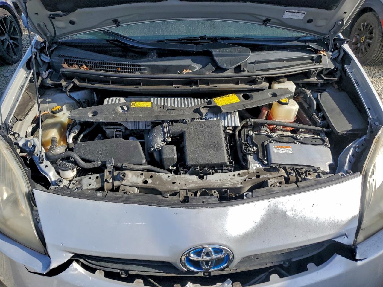 2011 TOYOTA PRIUS photo 11