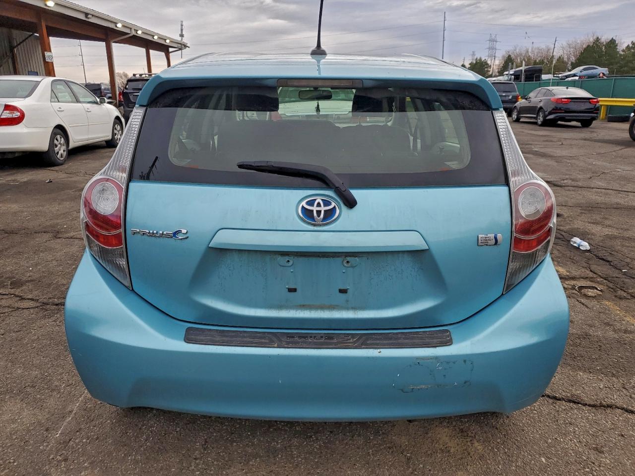 2014 TOYOTA PRIUS C photo 6