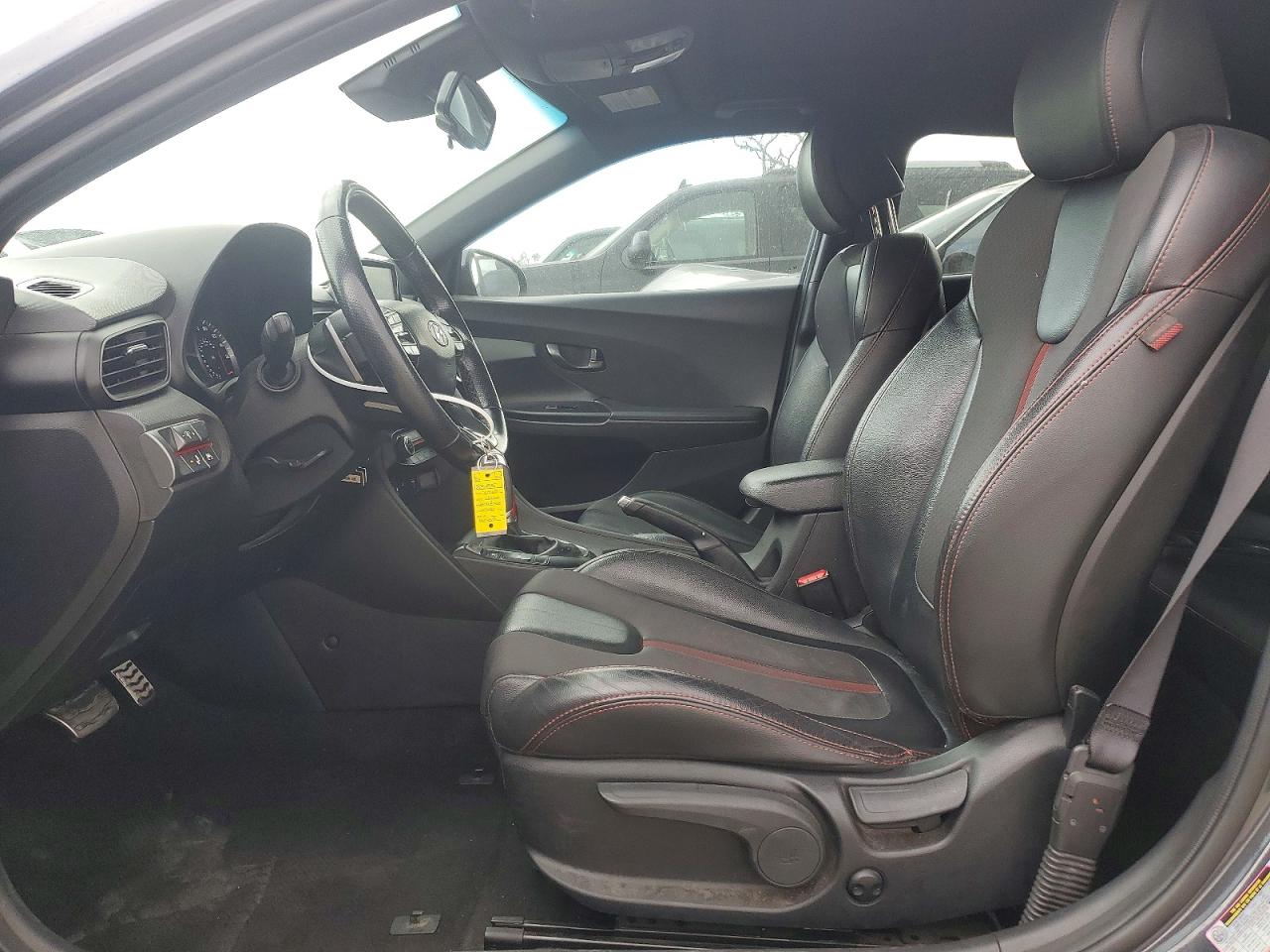 2020 HYUNDAI VELOSTER photo 7