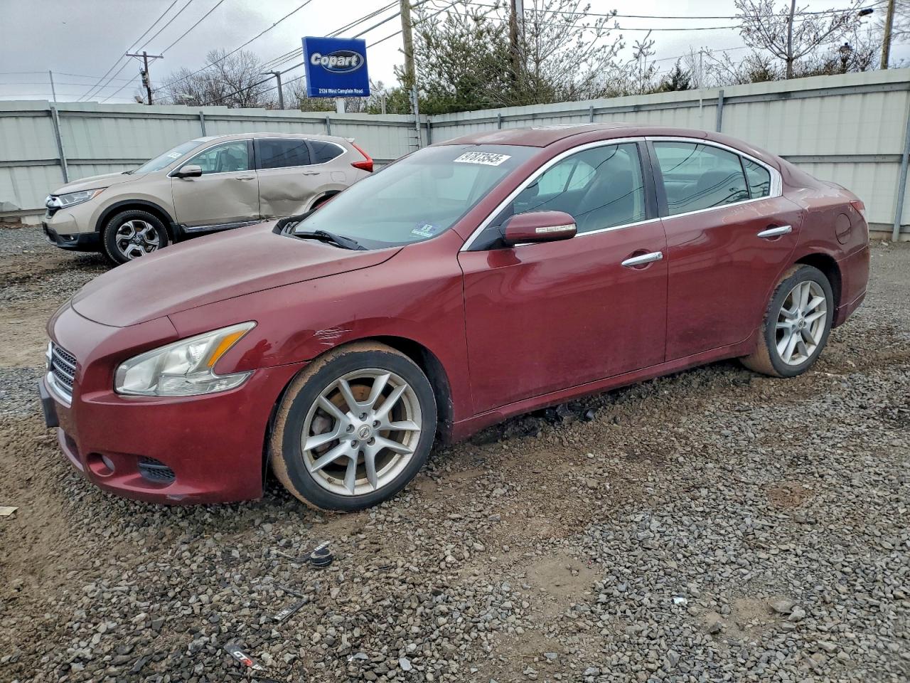 2010 NISSAN MAXIMA
