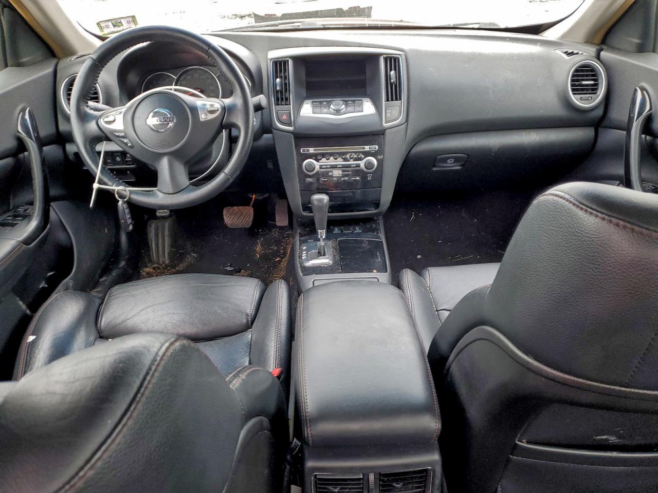 2010 NISSAN MAXIMA S photo 8