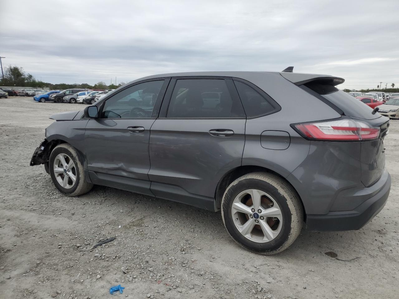 2021 FORD EDGE SE photo 2