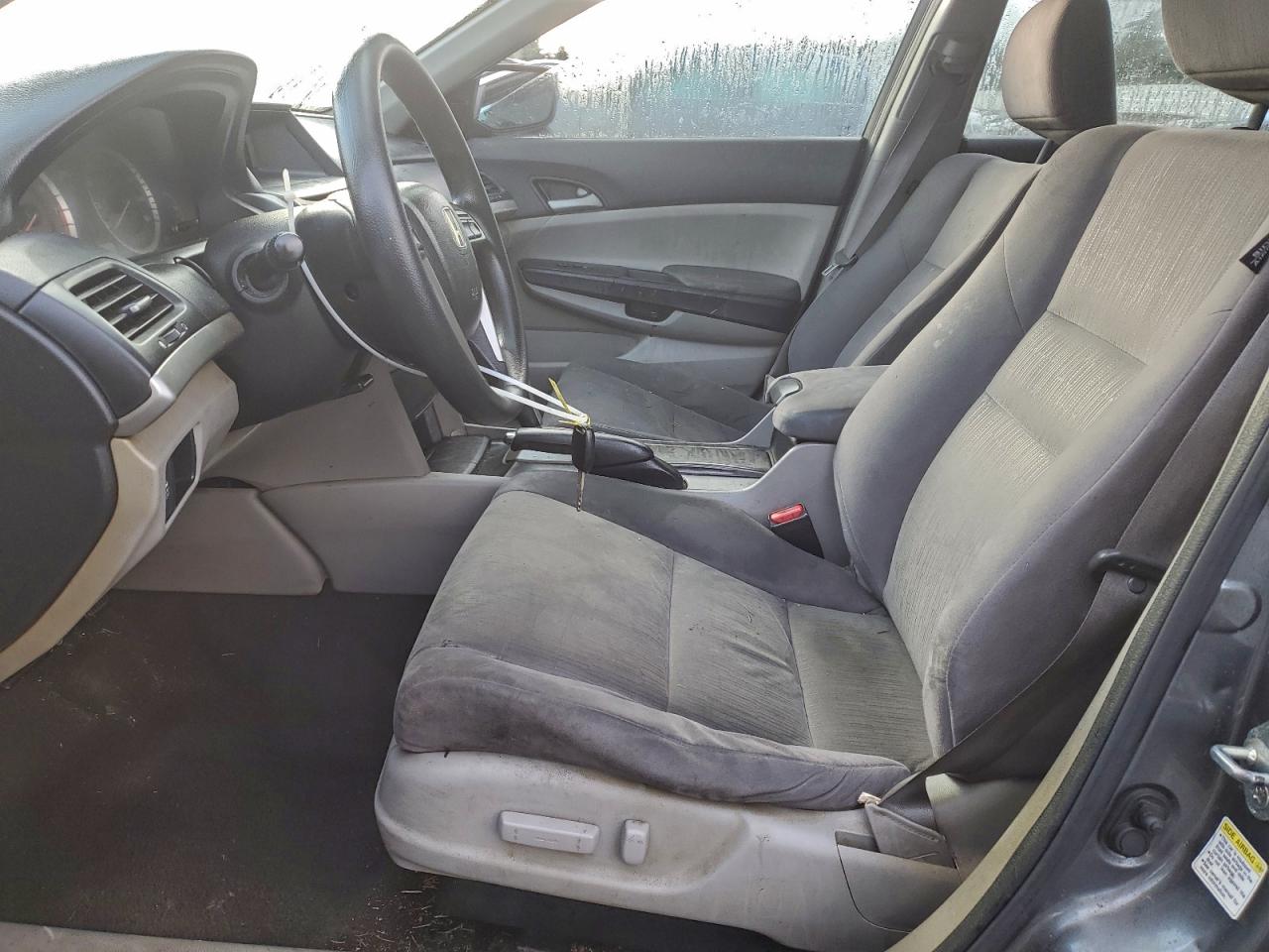2011 HONDA ACCORD LXP photo 7