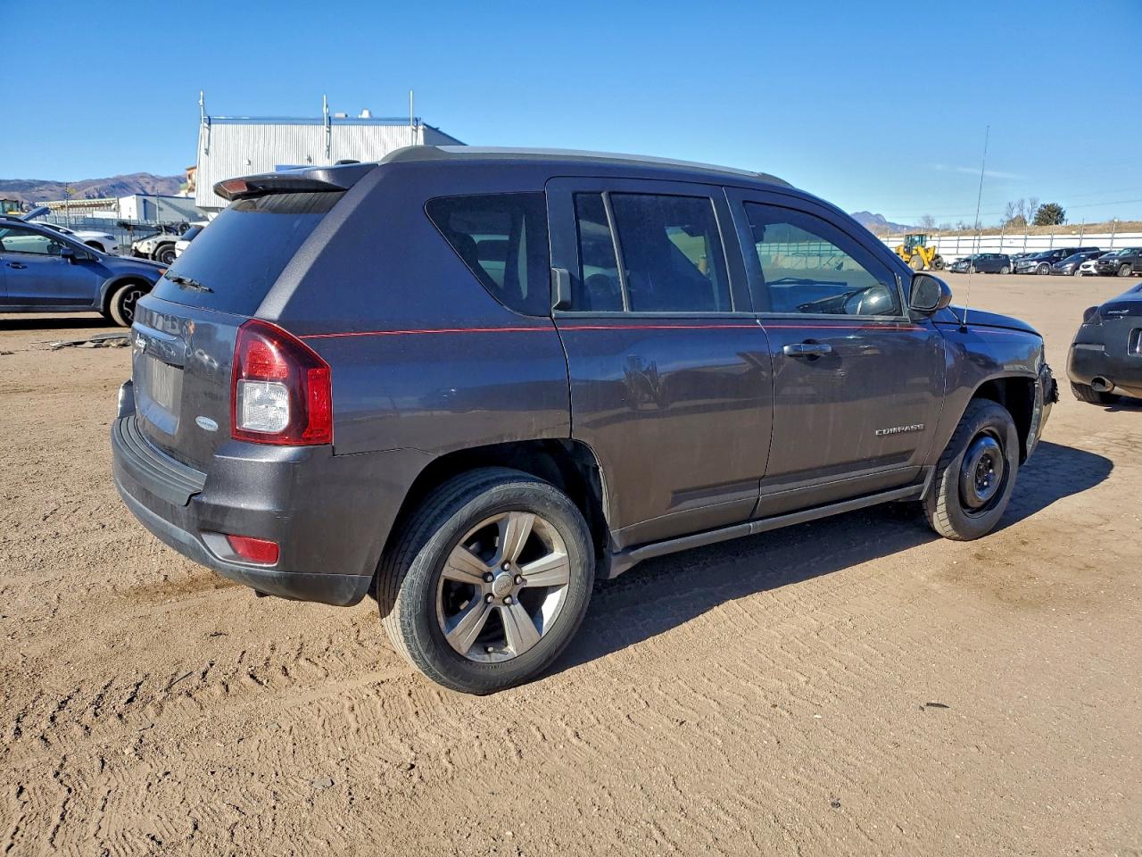 2017 JEEP COMPASS LATITUDE photo 3