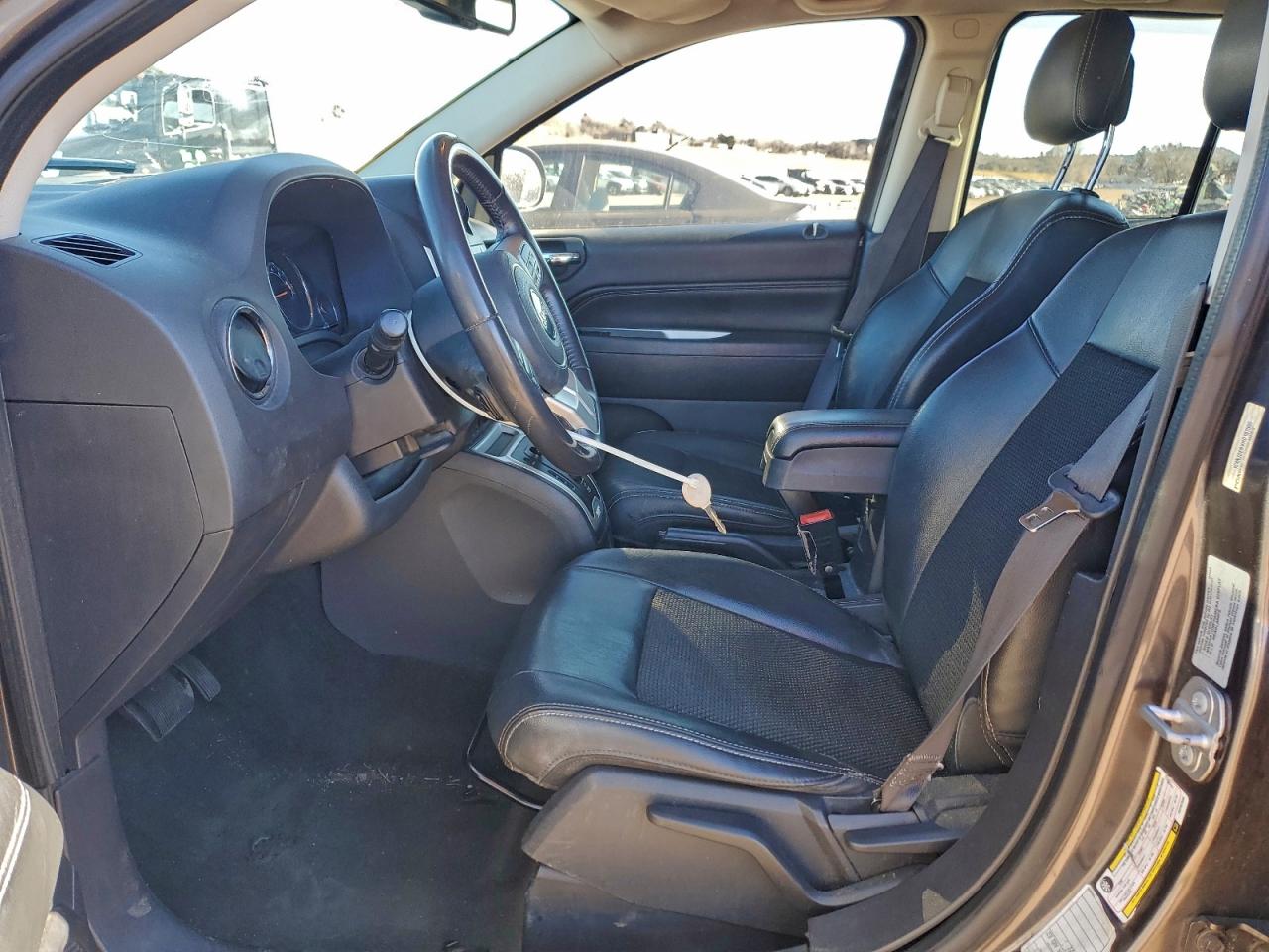 2017 JEEP COMPASS LATITUDE photo 7