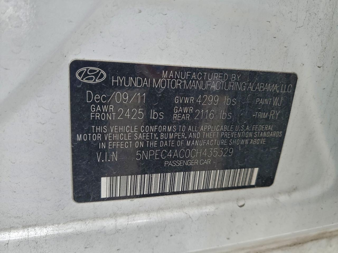 2012 HYUNDAI SONATA SE photo 12