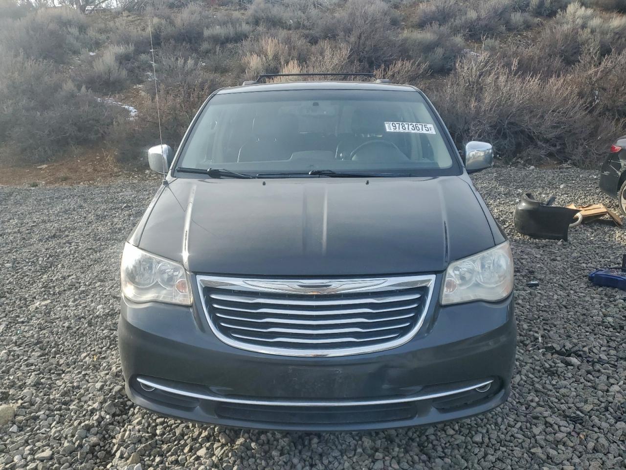2012 CHRYSLER TOWN & COUNTRY TOURING photo 5