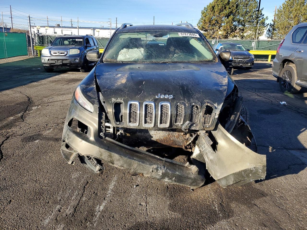 2016 JEEP CHEROKEE LATITUDE photo 5