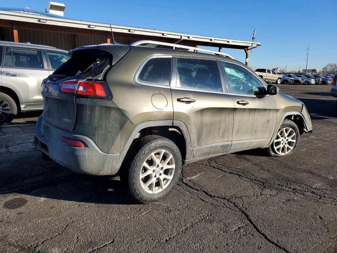 2016 JEEP CHEROKEE LATITUDE photo 3