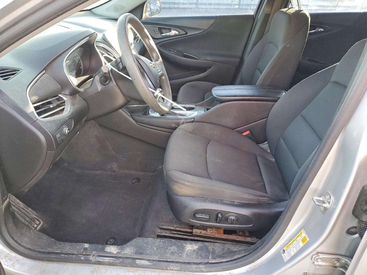 2017 CHEVROLET MALIBU LT photo 7