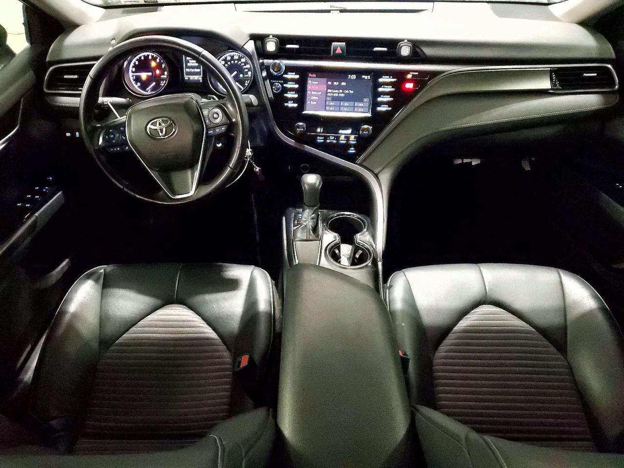 2019 TOYOTA CAMRY L photo 8