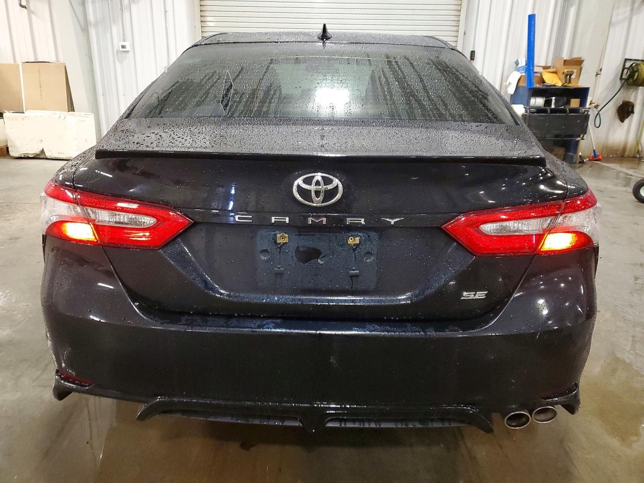 2019 TOYOTA CAMRY L photo 6